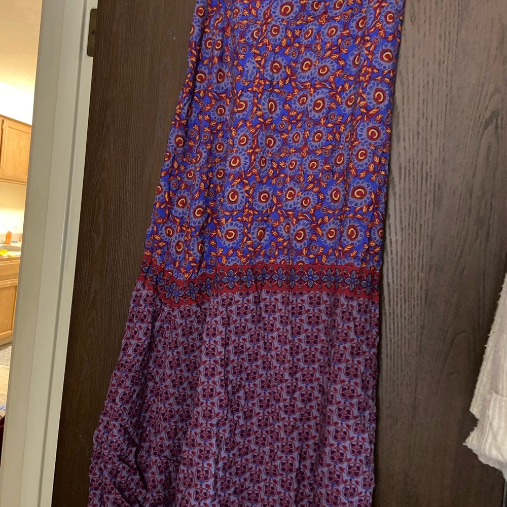 Natural Life Red and Blue Patterned Skirt